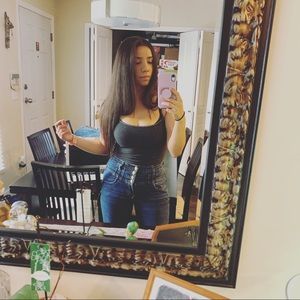 Meet your Posher, Sydney